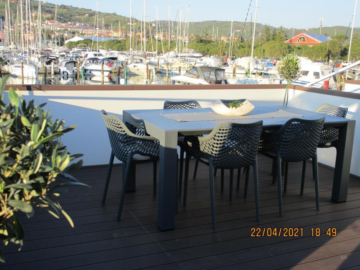 Вилла Floating House - Sunset Порторож Экстерьер фото